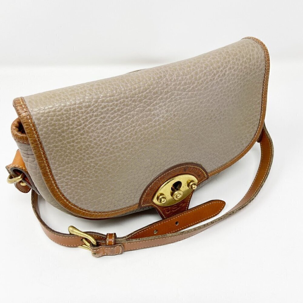DOONEY & BOURKE | Vintage Saddle Up Calvary Trooper Crossbody Bag Taupe - Picture 2 of 15